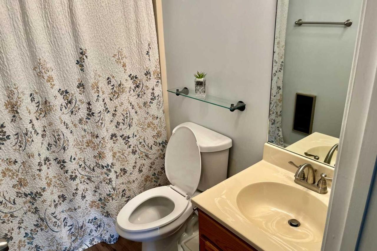 Lincoln Condo With Views, Pool, Hot Tub And Balcony! Exterior foto